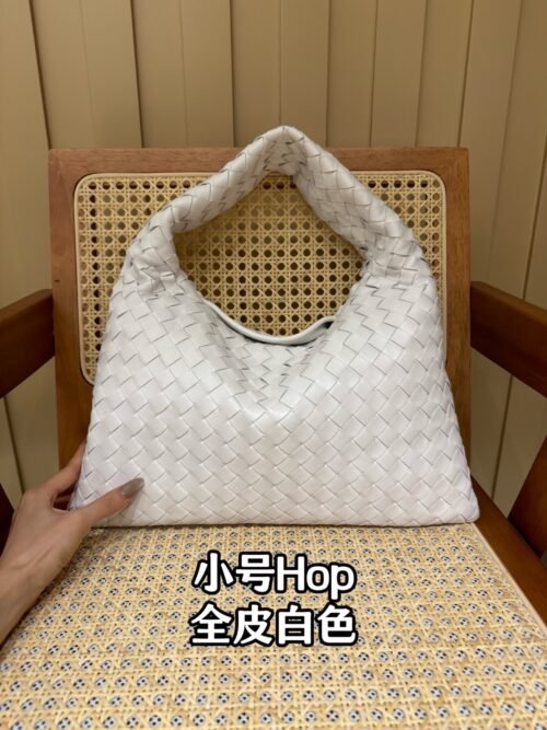 Jing Factory Small Hop 763966 White Size 41*7*16cm